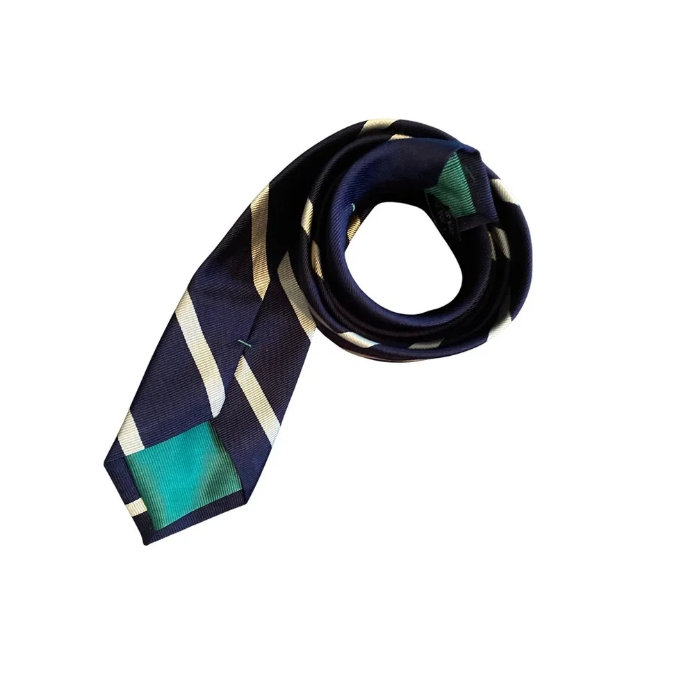 Tommy Hilfiger Mens Navy Blue White Striped 100% Silk Necktie Classic Preppy Tie